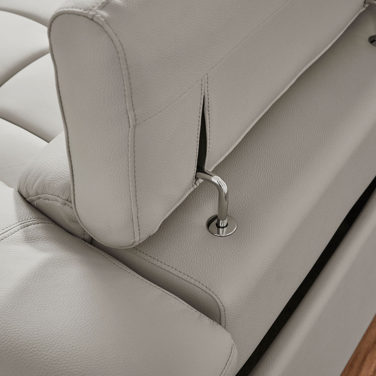 Modern Electric Wall-Hugger Reclining L-Shaped Leather Sofa with USB Port